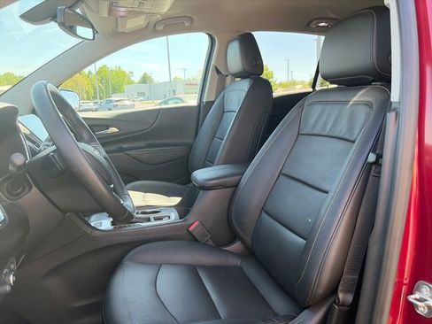 Used 2019 Chevrolet Equinox Premier FWD image 17