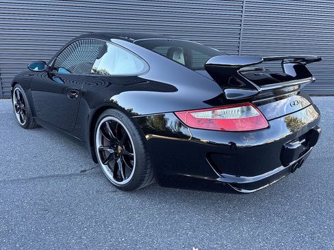 Used 2007 Porsche 911 GT3 image 3