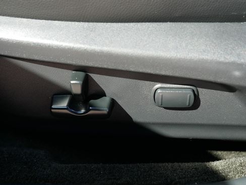 Used 2013 Subaru Outback 2.5i Limited image 20