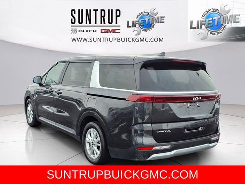 Used 2024 Kia Carnival LX image 35