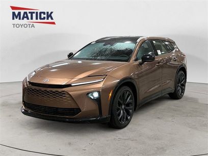 New 2025 Toyota Crown Signia