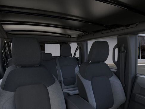 New 2025 Ford Bronco Base image 12