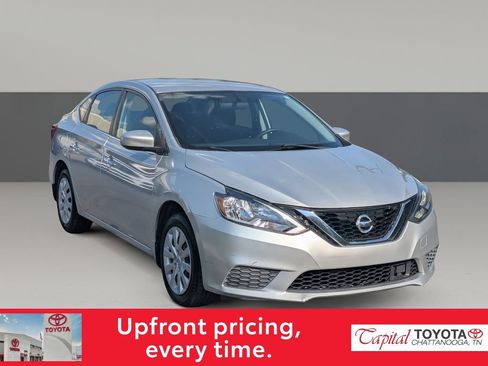 Used 2019 Nissan Sentra S FWD image 2