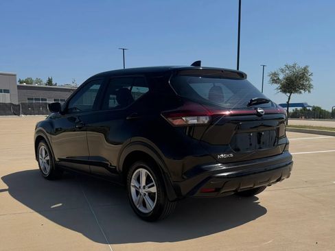 Used 2023 Nissan Kicks S w/ Interior Electronics Package FWD image 6
