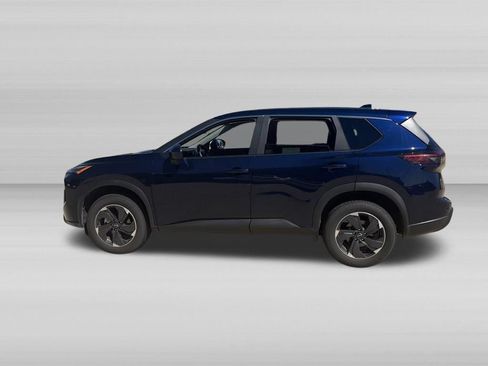Used 2025 Nissan Rogue SV AWD/4WD image 7