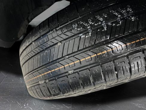 Used 2022 Volkswagen ID.4 Pro S image 37