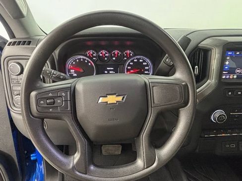 Used 2023 Chevrolet Silverado 1500 Custom AWD/4WD image 4