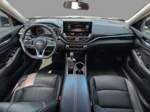 Used 2024 Nissan Altima 2.5 SR w/ SR Premium Package FWD image 22