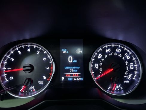 Used 2019 Toyota RAV4 XLE w/ Convenience Package AWD/4WD image 19