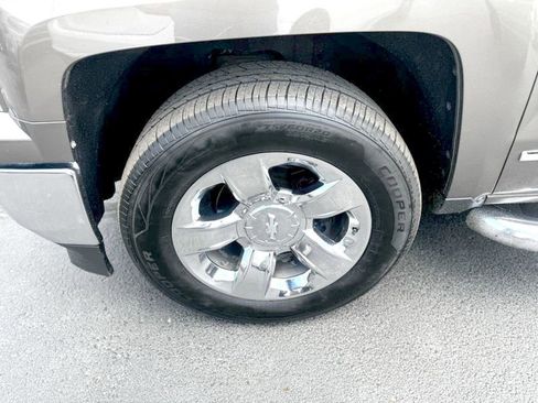 Used 2014 Chevrolet Silverado 1500 LTZ AWD/4WD image 9