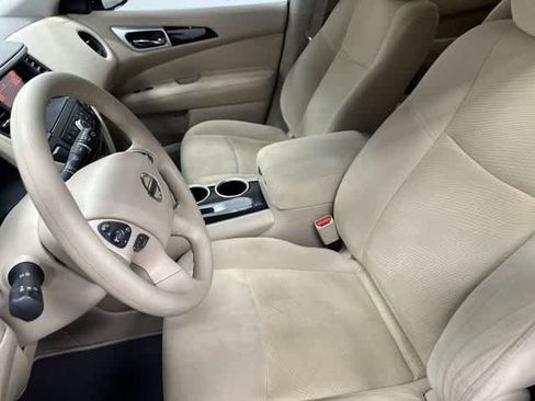 Used 2015 Nissan Pathfinder S FWD image 10