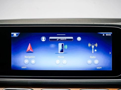 Used 2025 Mercedes-Benz GLS 450 4MATIC image 14