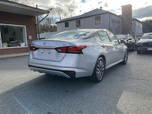 Used 2023 Nissan Altima 2.5 SV image 5