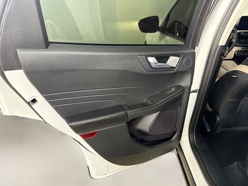 Used 2021 Ford Escape SEL w/ Technology Package FWD image 26