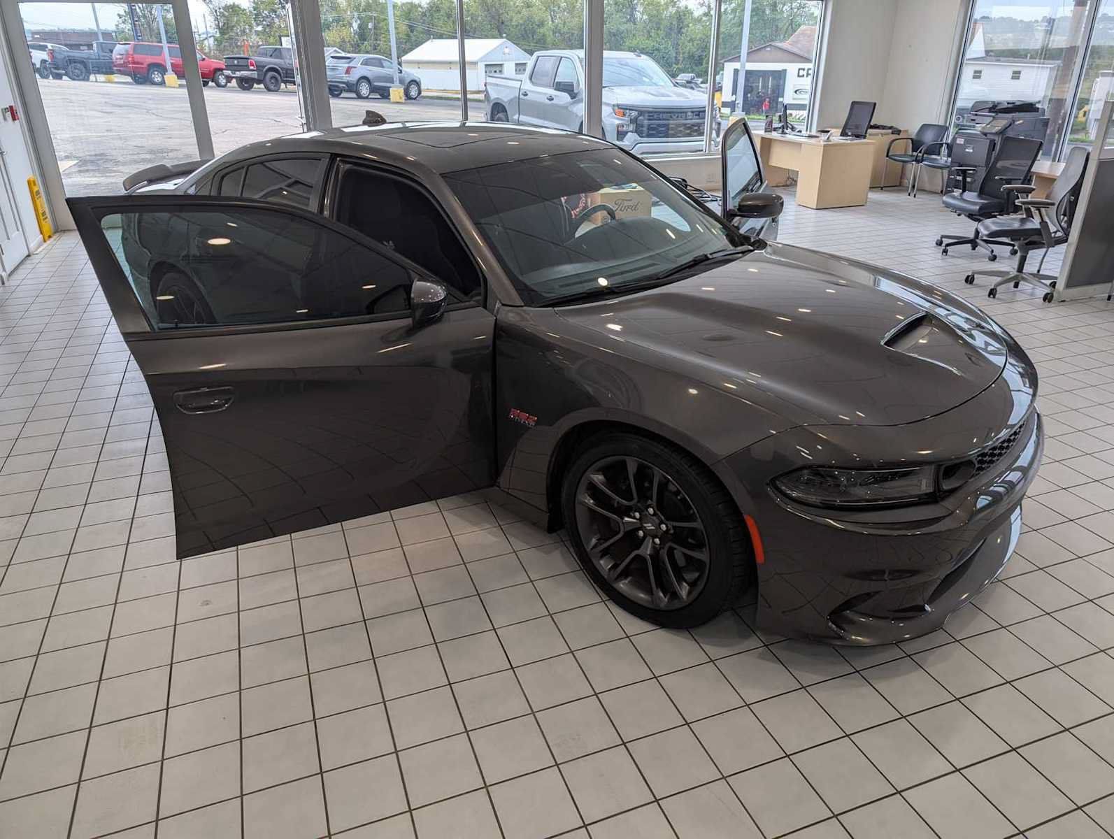 Used 2022 Dodge Charger Scat Pack RWD image 19