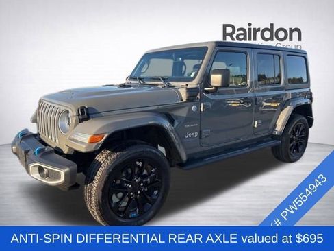 Used 2023 Jeep Wrangler Unlimited Sahara image 3