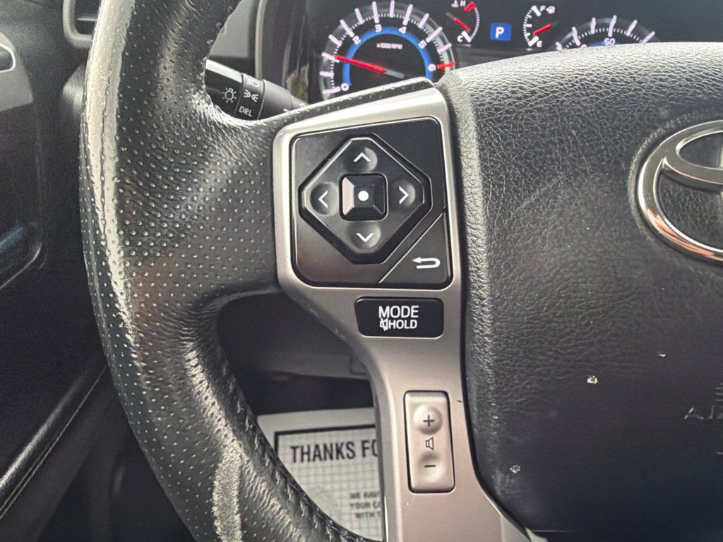 Used 2016 Toyota 4Runner SR5 AWD/4WD image 29