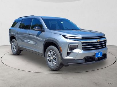 New 2025 Chevrolet Traverse LT