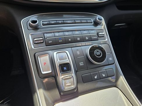 Certified 2023 Hyundai Santa Fe SEL FWD image 17