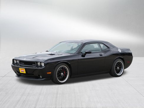 Used 2008 Dodge Challenger SRT8 RWD image 3