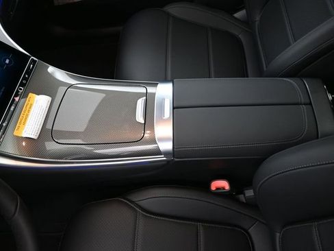 New 2026 Mercedes-Benz GLC 300 image 9