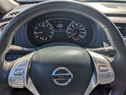 Used 2017 Nissan Altima 2.5 SL w/ 2.5 Technology Package image 28