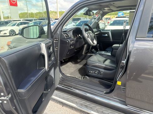 Used 2020 Toyota 4Runner Limited image 14