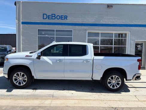 New 2026 Chevrolet Silverado 1500 LTZ w/ LTZ Premium Package AWD/4WD image 2