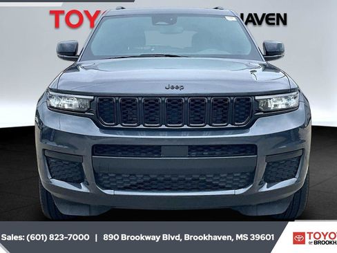 Used 2023 Jeep Grand Cherokee L Laredo AWD/4WD image 3