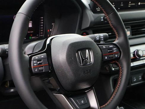 New 2026 Honda Pilot TrailSport image 19