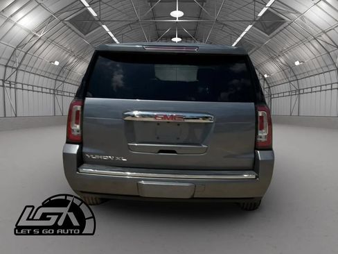 Used 2018 GMC Yukon XL Denali w/ Denali Ultimate Package AWD/4WD image 6