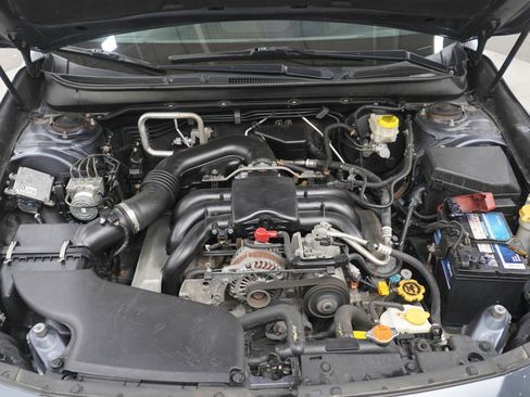 Used 2017 Subaru Outback 3.6R Limited AWD/4WD image 31