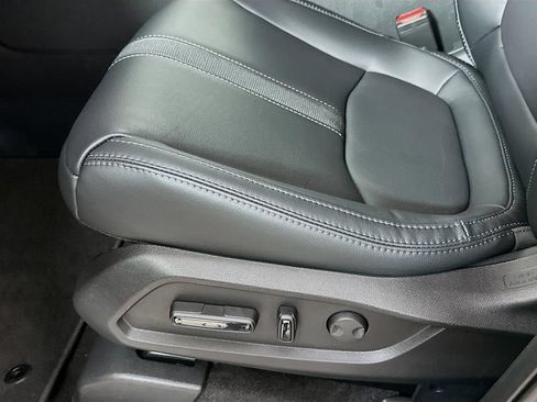 Used 2026 Honda Pilot EX-L image 9
