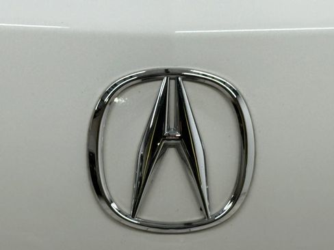 Used 2013 Acura MDX w/ Technology & Entertainment AWD/4WD image 13