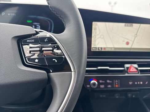 New 2026 Kia Niro EX image 18