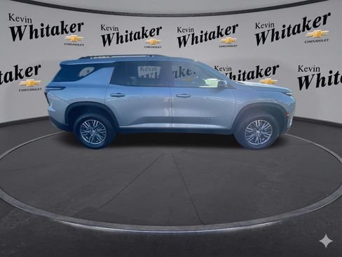 Certified 2026 Chevrolet Traverse LT FWD image 10