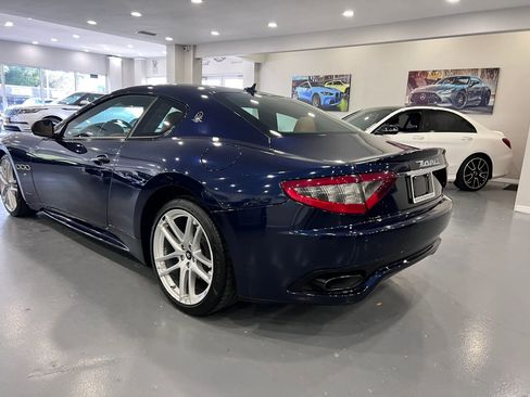 Used 2015 Maserati GranTurismo Sport RWD image 5