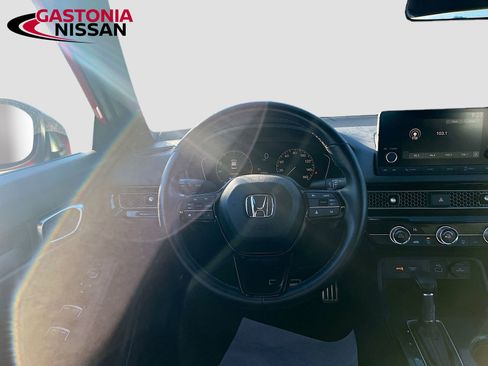 Used 2023 Honda Civic Sport image 27