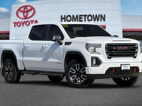 Used 2019 GMC Sierra 1500 AT4 w/ AT4 Premium Package AWD/4WD image 2