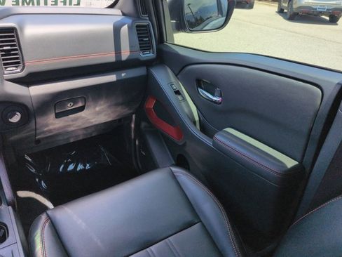 Used 2023 Nissan Frontier Pro-X w/ Pro-X Premium Package RWD image 18