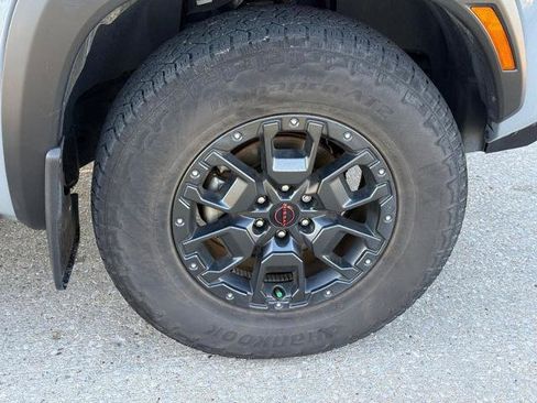 Used 2023 Nissan Frontier PRO-4X w/ Pro-4X Premium Package AWD/4WD image 7