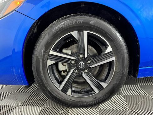 Used 2025 Nissan Sentra SV FWD image 41