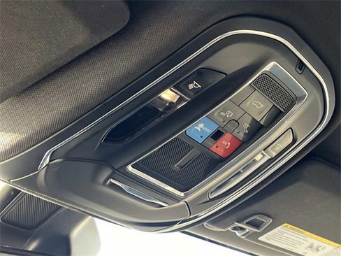 Used 2024 Jeep Grand Cherokee Altitude image 33