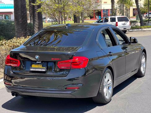 Used 2018 BMW 330i Sedan RWD image 15