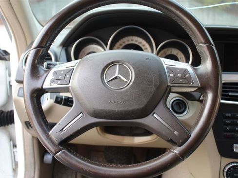 Used 2014 Mercedes-Benz C 250 Sedan image 14
