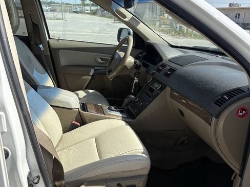 Used 2010 Volvo XC90 3.2 FWD image 5