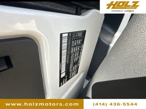 Used 2025 Mercedes-Benz Sprinter 2500 image 31