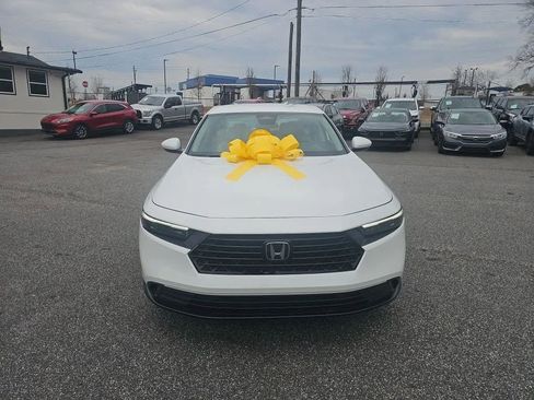 Used 2024 Honda Accord LX image 11