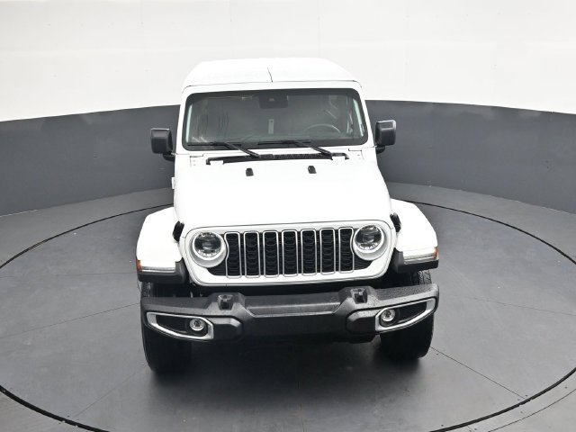 Used 2025 Jeep Wrangler Unlimited Sahara AWD/4WD image 30