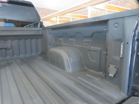Used 2021 GMC Sierra 1500 AT4 w/ AT4 Premium Package AWD/4WD image 58